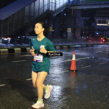 Runner Photo 7918875