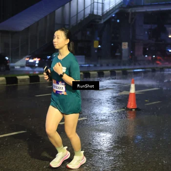 Runner Photo 7918897