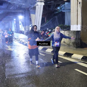 Runner Photo 7918901