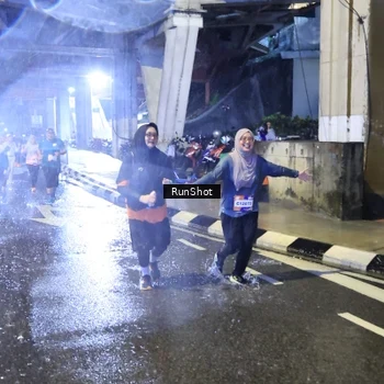 Runner Photo 7918902