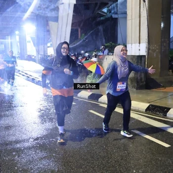 Runner Photo 7918912