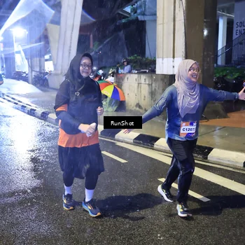 Runner Photo 7918916