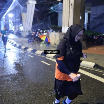 Runner Photo 7918930