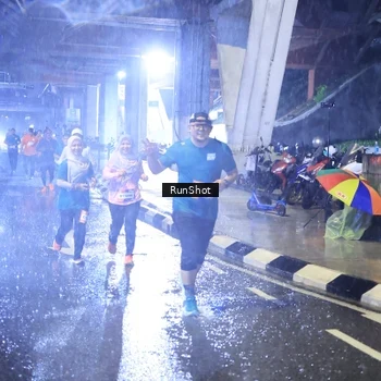 Runner Photo 7918955