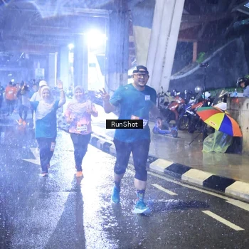 Runner Photo 7918962