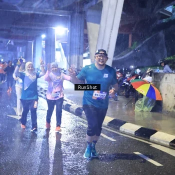 Runner Photo 7918963