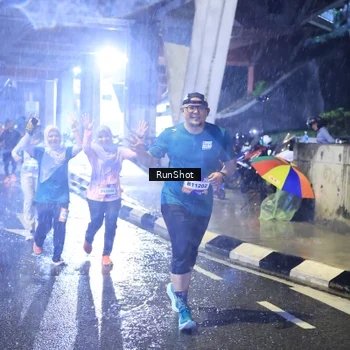 Runner Photo 7918968