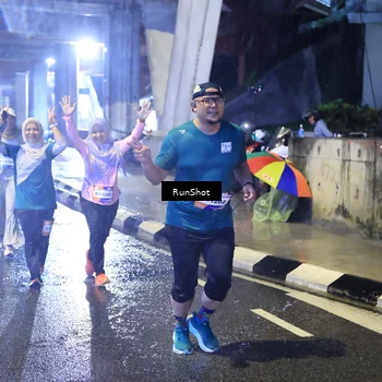 Runner Photo 7918974