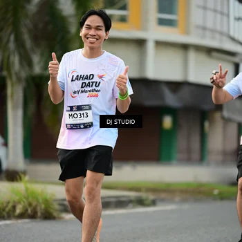Runner Photo 7918978