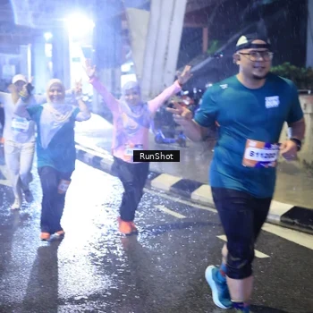 Runner Photo 7918987