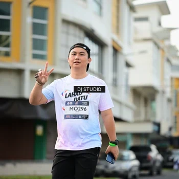 Runner Photo 7918991