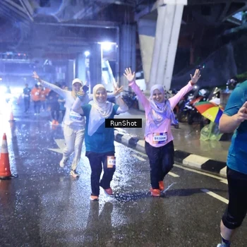 Runner Photo 7918994