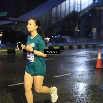 Runner Photo 7919019