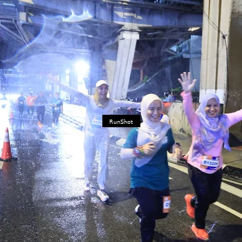 Runner Photo 7919025