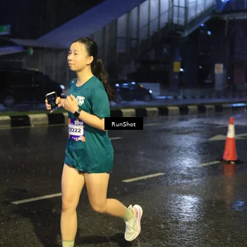 Runner Photo 7919032