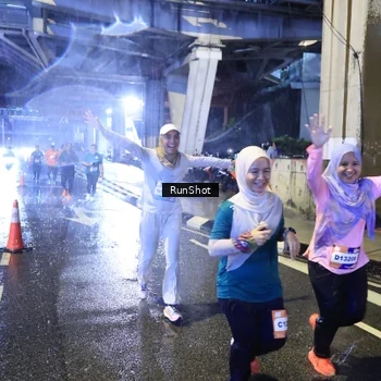 Runner Photo 7919033