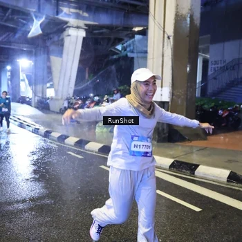 Runner Photo 7919044
