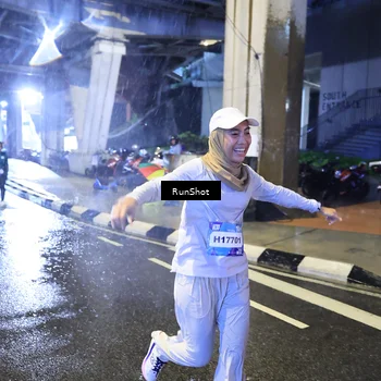 Runner Photo 7919045