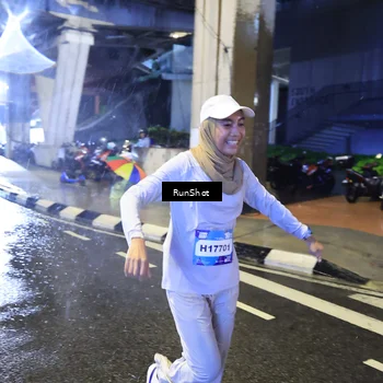Runner Photo 7919051