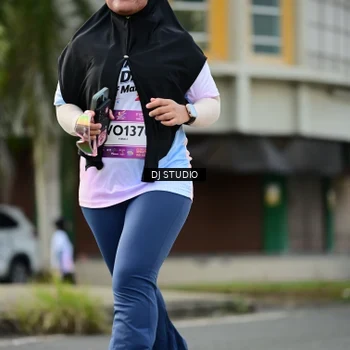 Runner Photo 7919054