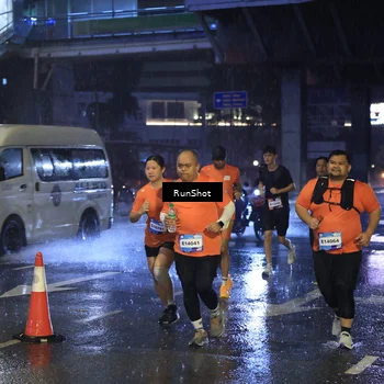 Runner Photo 7919062