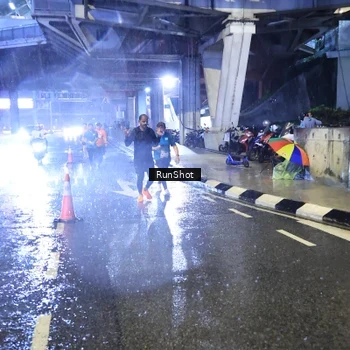 Runner Photo 7919071