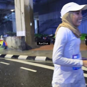 Runner Photo 7919072