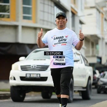 Runner Photo 7919091