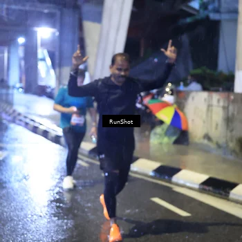 Runner Photo 7919104