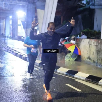 Runner Photo 7919107