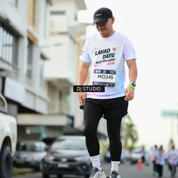 Runner Photo 7919109