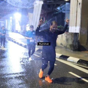 Runner Photo 7919121