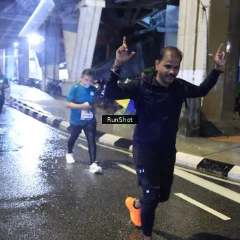 Runner Photo 7919128