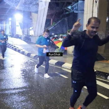 Runner Photo 7919134