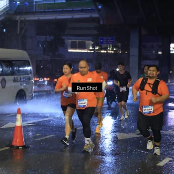 Runner Photo 7919139