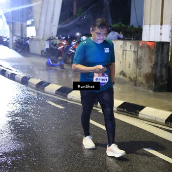 Runner Photo 7919149