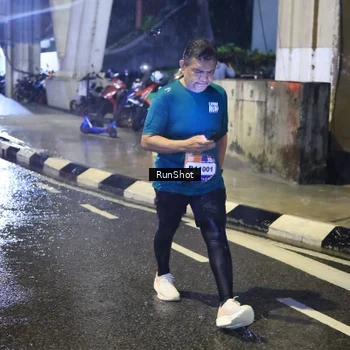 Runner Photo 7919155