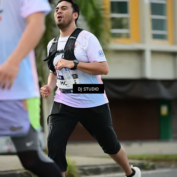 Runner Photo 7919174