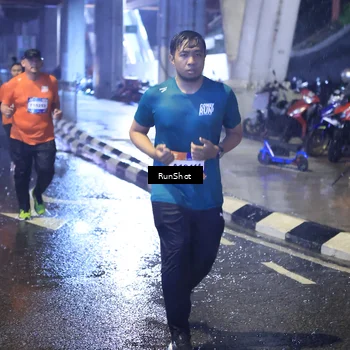 Runner Photo 7919179