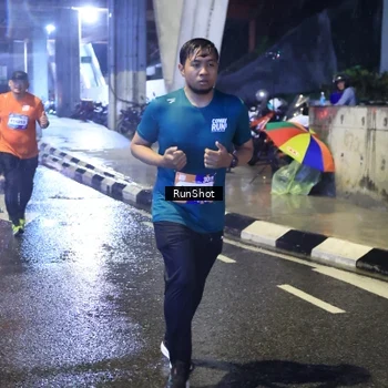 Runner Photo 7919198