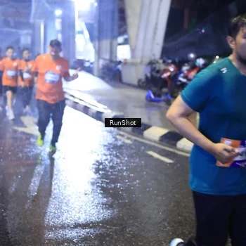 Runner Photo 7919214
