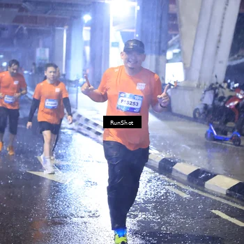 Runner Photo 7919221
