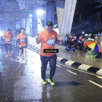 Runner Photo 7919233