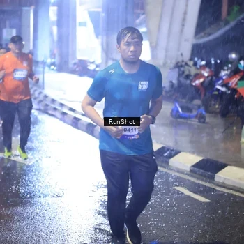 Runner Photo 7919236