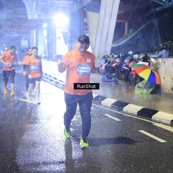 Runner Photo 7919251