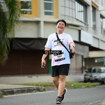Runner Photo 7919261