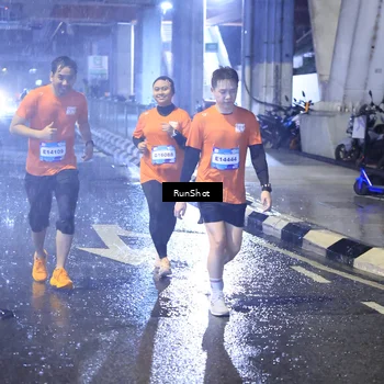 Runner Photo 7919276