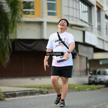 Runner Photo 7919277