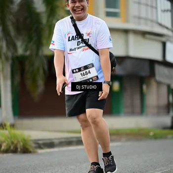 Runner Photo 7919282