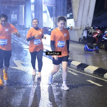 Runner Photo 7919289